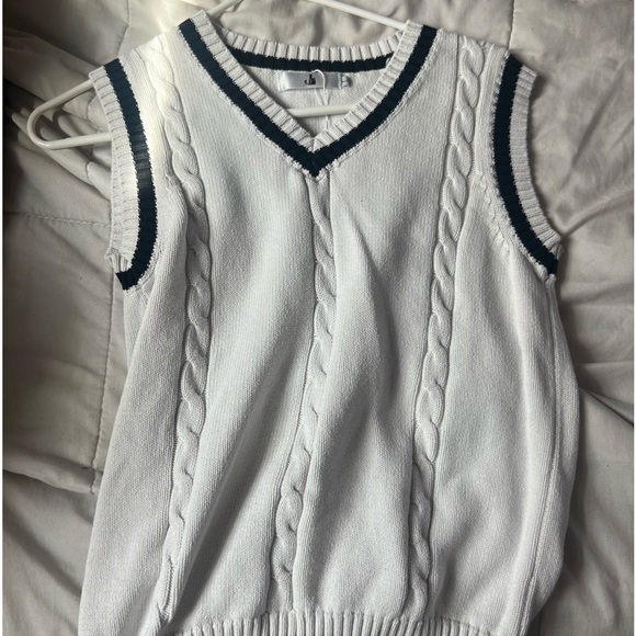 Top - Picture 1 of 1